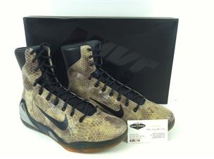 kobe snakeskin shoes